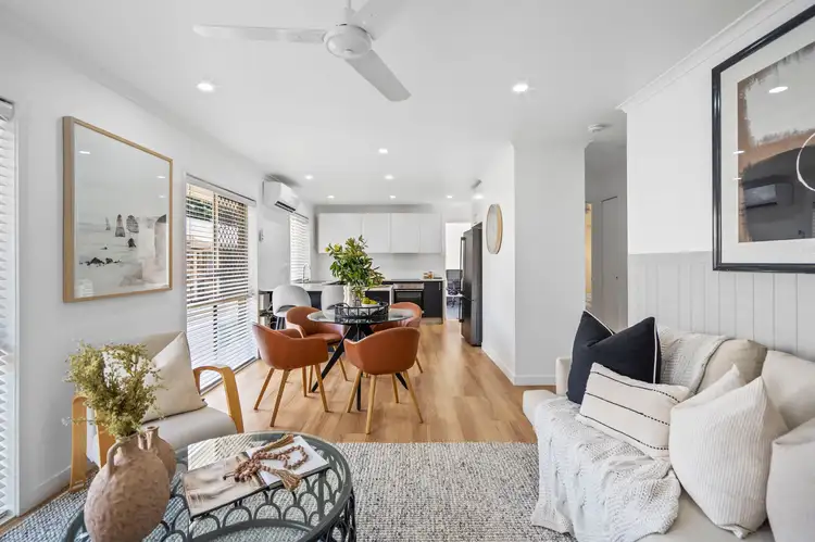 4/21 Henty Drive, Redbank Plains QLD 4301