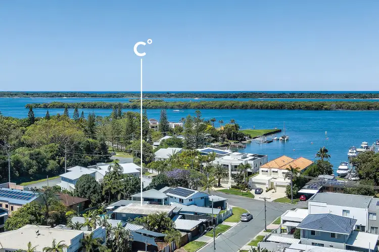 3 Cassia Street, Runaway Bay QLD 4216