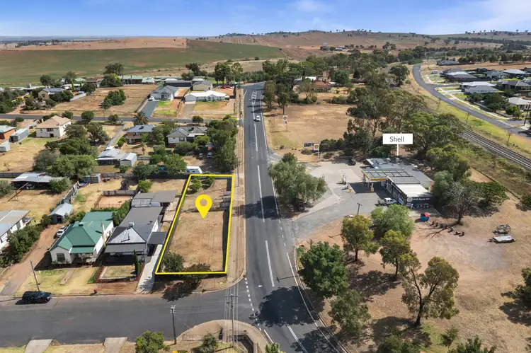 1 Prince Street, Junee NSW 2663