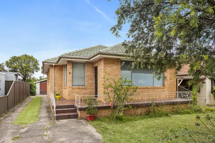 9 Glenn Place, Yagoona NSW 2199