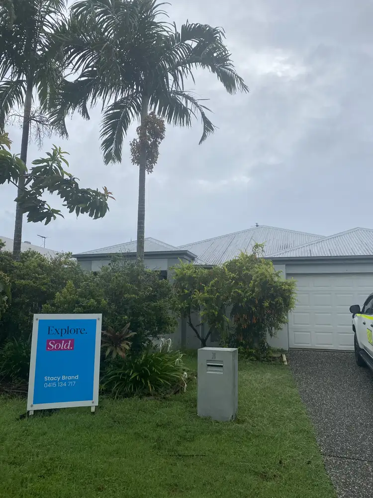 8 Cable Court, Blacks Beach QLD 4740