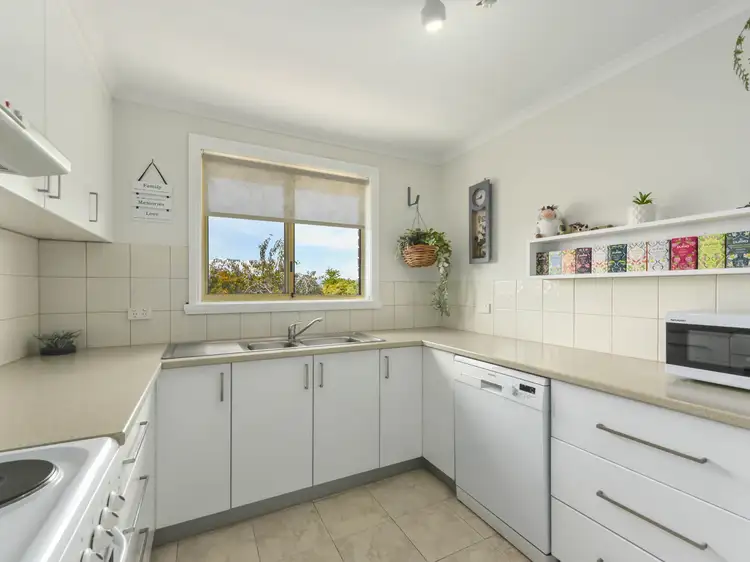 Fifth view of Homely unit listing, 2/2 Clearview Avenue, Trevallyn TAS 7250