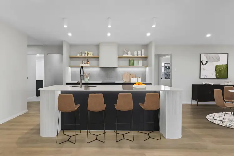 2 Regal Circuit, Beaconsfield QLD 4740