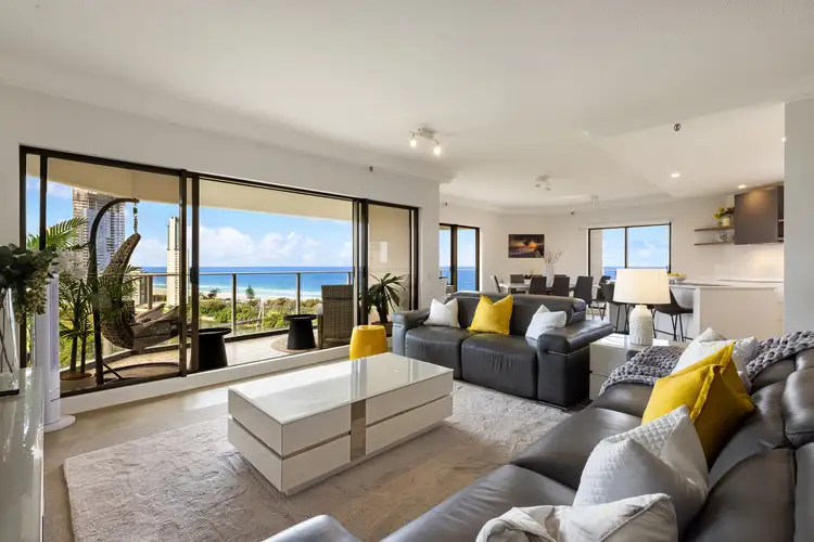 81/2 Admiralty Drive, Paradise Waters QLD 4217