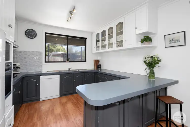 Second view of Homely house listing, 2 Pine View Crescent, Ballarat East VIC 3350
