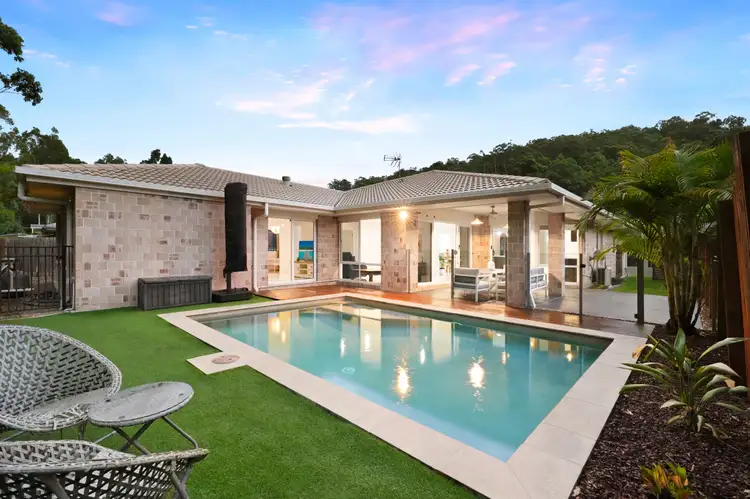 64 Roberts Drive, Maudsland QLD 4210