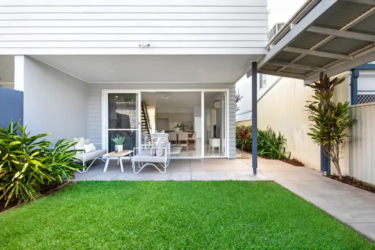 Sixth view of Homely townhouse listing, 2/184 Cypress Terrace, Palm Beach QLD 4221