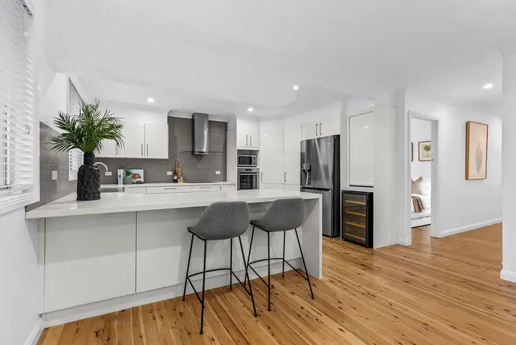 Fifth view of Homely house listing, 40 Cresthaven Drive, Mansfield QLD 4122