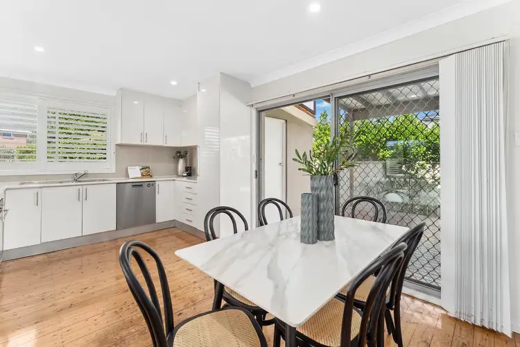 Fourth view of Homely house listing, 2 Jenolan Close, Hornsby Heights NSW 2077