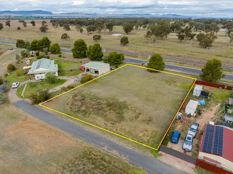 15 Tooheys Lane, Illabo NSW 2590