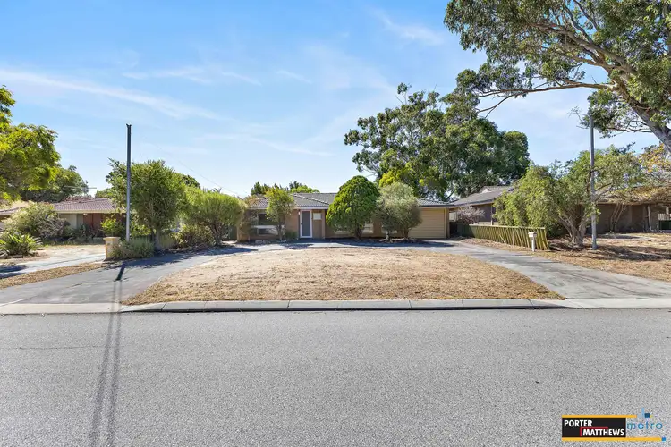 32 Revesby St, Maddington WA 6109