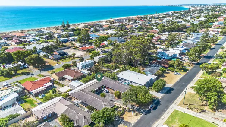 3/10-12 Perseus Road, Silver Sands WA 6210