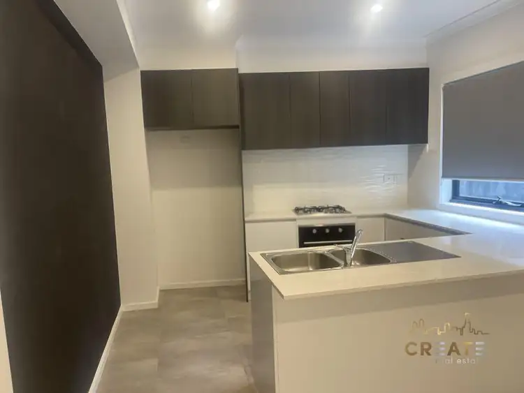 Fourth view of Homely townhouse listing, 2/40 Albert Crescent, St Albans VIC 3021