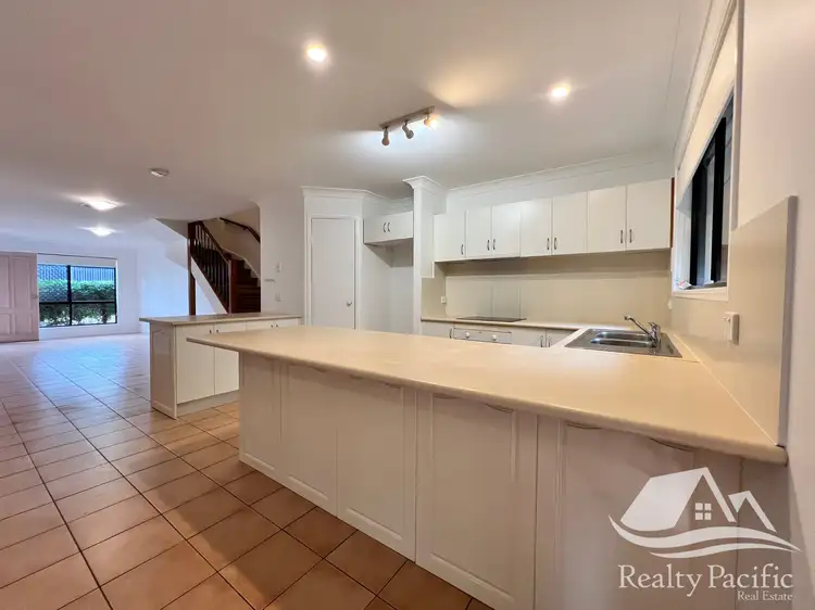 Third view of Homely townhouse listing, 2/31 Llewellyn St, Kangaroo Point QLD 4169