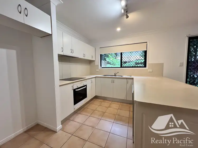 Fourth view of Homely townhouse listing, 2/31 Llewellyn St, Kangaroo Point QLD 4169