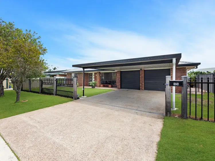 55 Limpus Street, Urangan QLD 4655