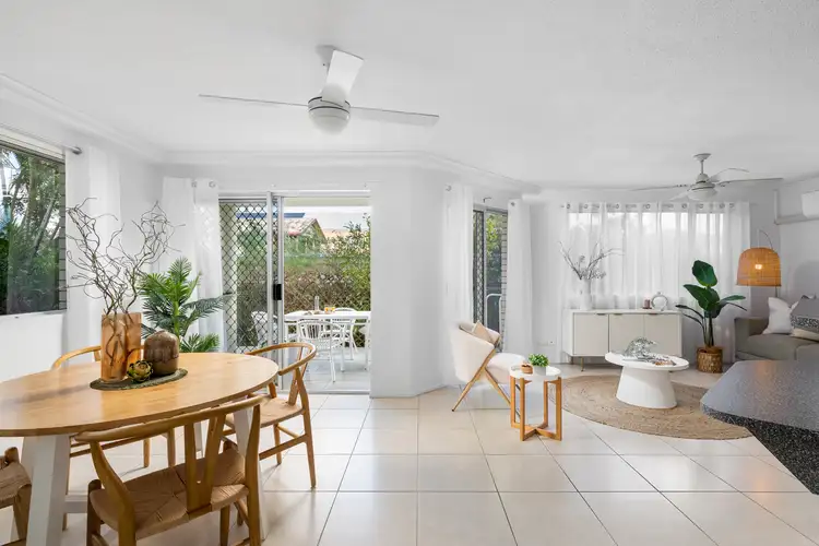 71 Bradman Avenue