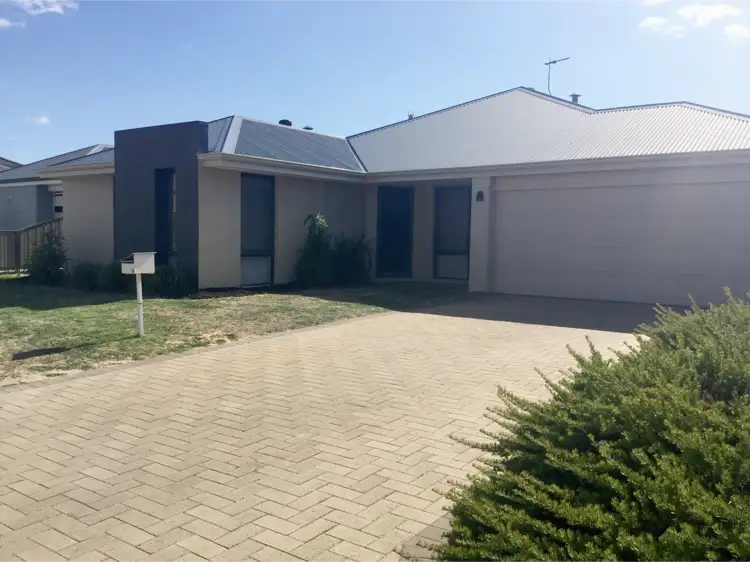 Second view of Homely house listing, 10 Kinnear Trail, Byford WA 6122