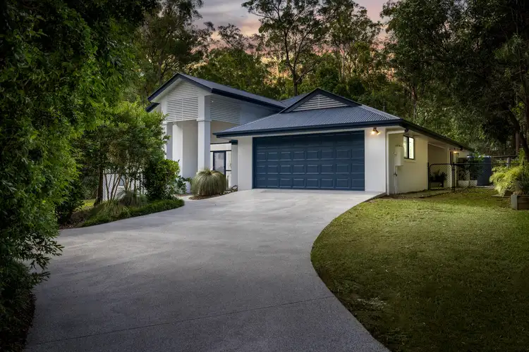 6 Windsong Street