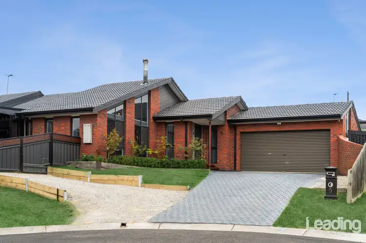 5 Bowen Court, Sunbury VIC 3429