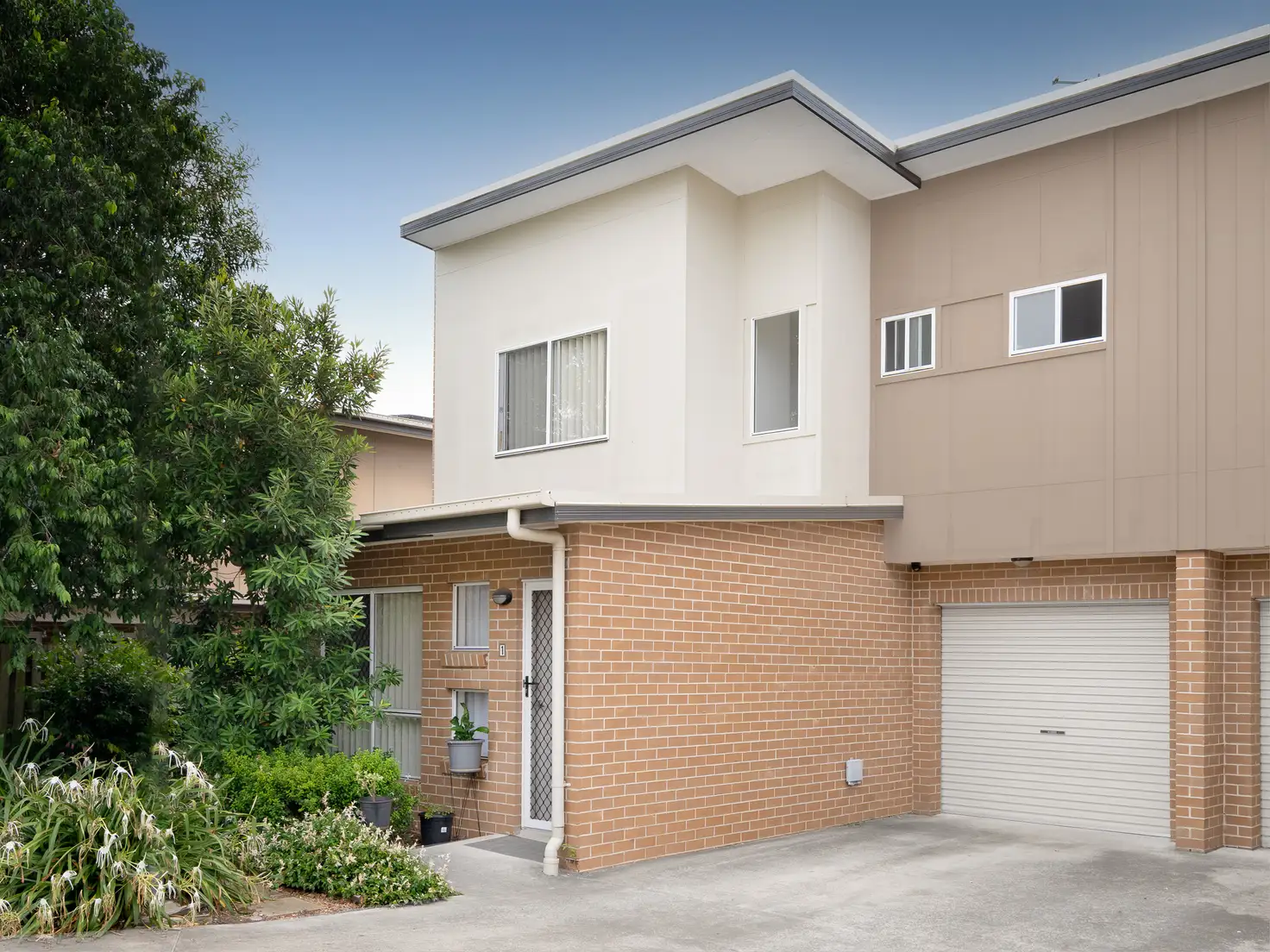 Main view of Homely townhouse listing, 1/39 River Road, Bundamba QLD 4304