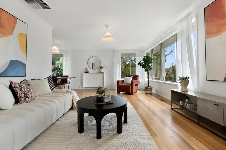 Second view of Homely house listing, 5 Orduna Place, Wheelers Hill VIC 3150