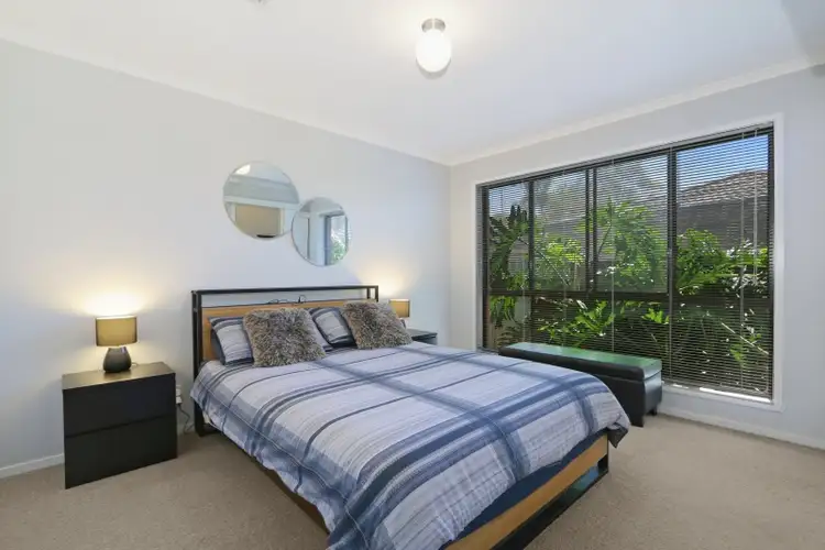 Sixth view of Homely house listing, 2 Beresford Court, West Wodonga VIC 3690