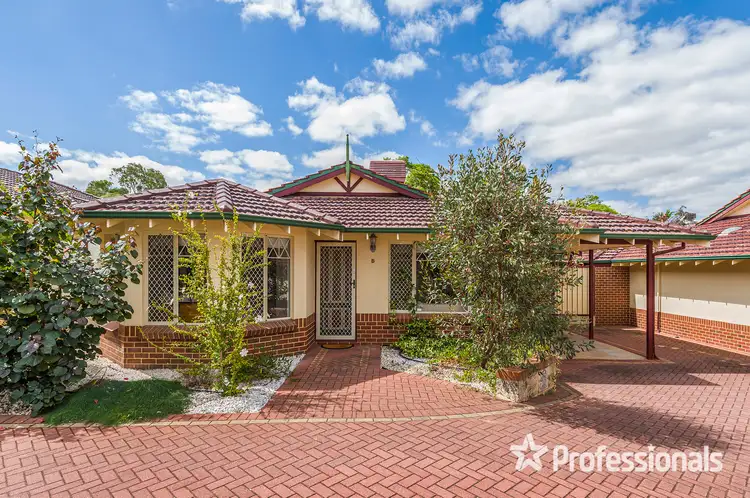 2/13 Claughton Way, Bassendean WA 6054