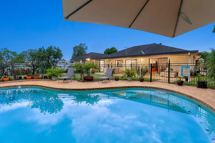 10 Chilton Crescent, North Lakes QLD 4509