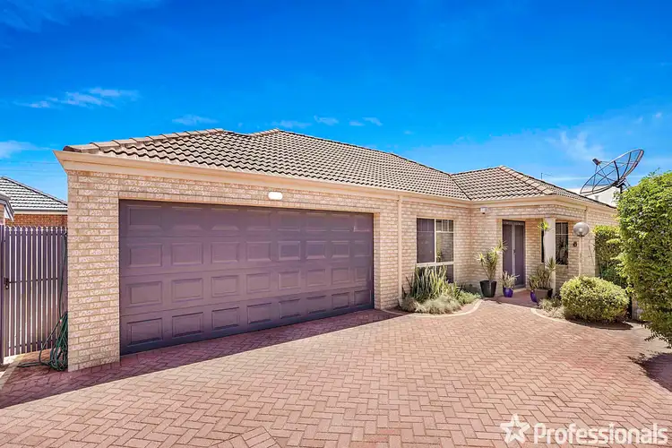 8 Woodloes Street, Cannington WA 6107