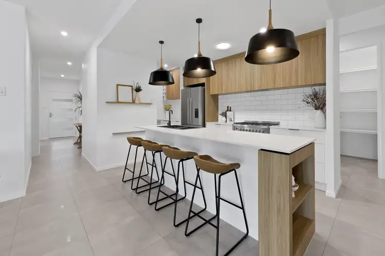 Fifth view of Homely house listing, 7 Mod Crescent, Beaconsfield QLD 4740