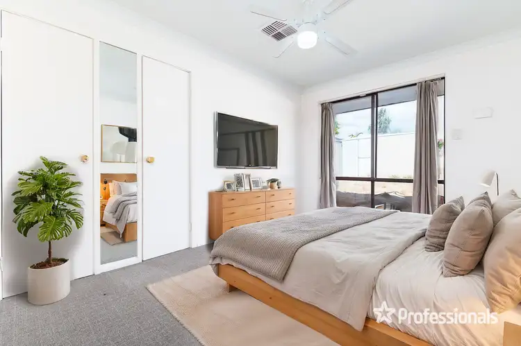 Sixth view of Homely house listing, 9 Seppelt Place, Marangaroo WA 6064