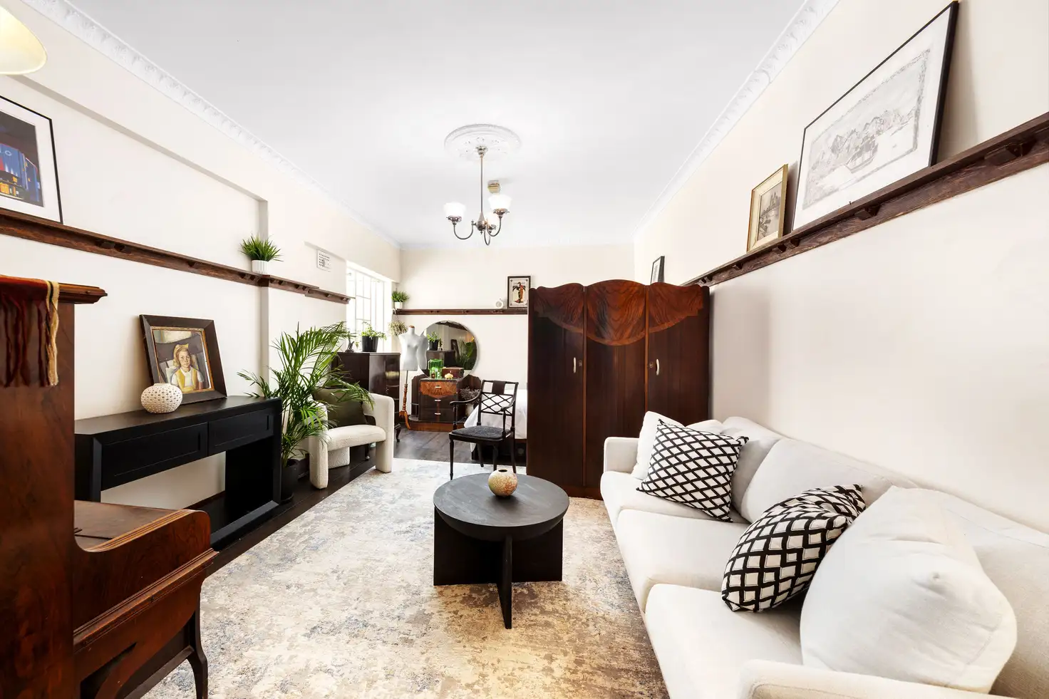 Main view of Homely studio listing, 49/2-4 Greenknowe Avenue, Elizabeth Bay NSW 2011