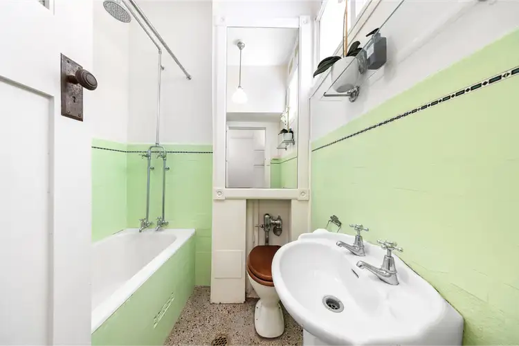 Sixth view of Homely studio listing, 49/2-4 Greenknowe Avenue, Elizabeth Bay NSW 2011