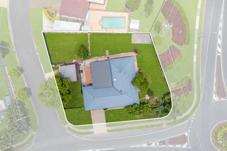 1 Parkview Crescent, Shailer Park QLD 4128