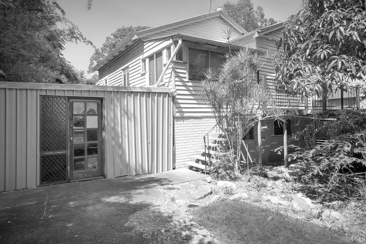 16 Wall Street, Bundamba QLD 4304
