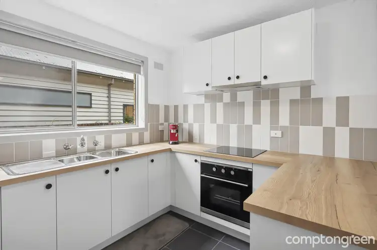 Main view of Homely unit listing, 2/57 Shannon Avenue, Manifold Heights VIC 3218