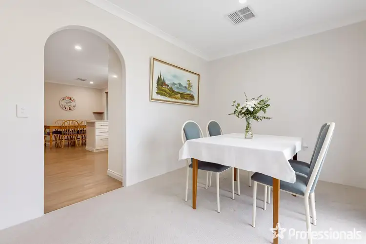 Sixth view of Homely house listing, 5 Turo Close, Willetton WA 6155