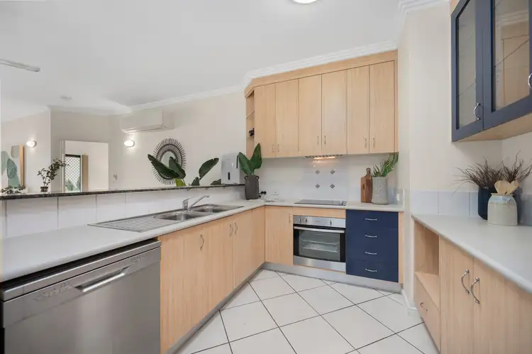 22/18-30 Sir Leslie Thiess Drive, Townsville City QLD 4810