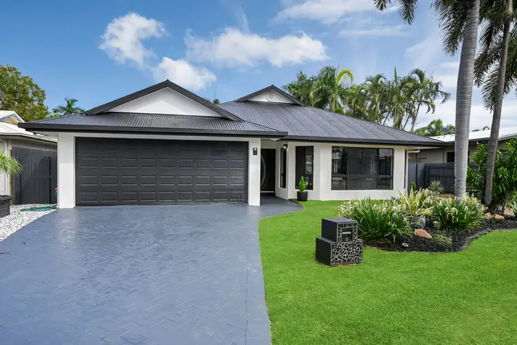 11 Hickory Court, Bushland Beach QLD 4818