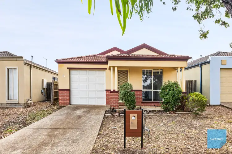6 Gunsynd Mews, Kurunjang VIC 3337
