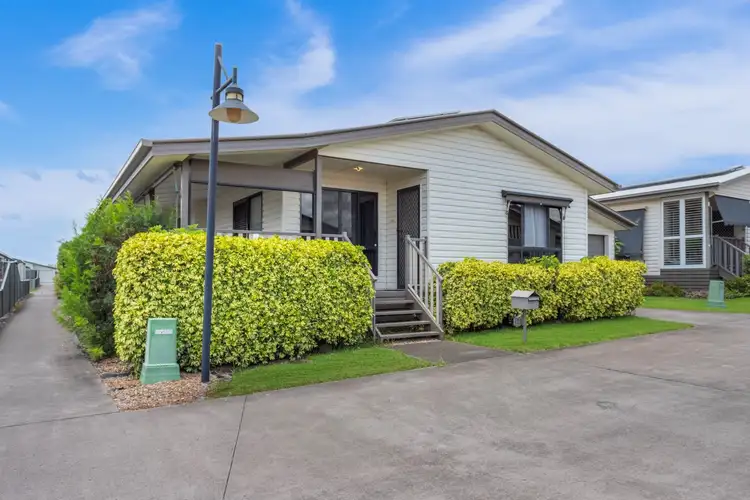 123/102A Moores Pocket Road
