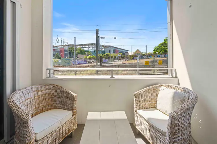 Third view of Homely apartment listing, 3/482 Upper Roma Street, Brisbane City QLD 4000