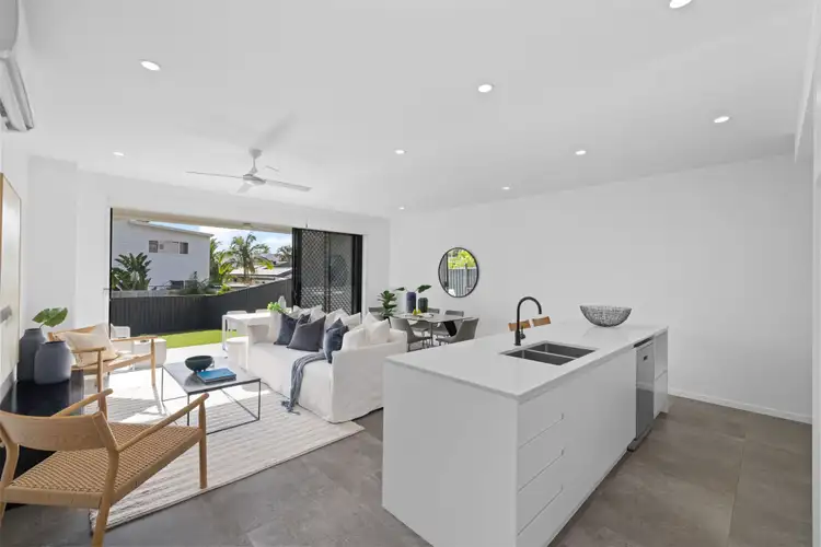 Fifth view of Homely house listing, 1/17 Centenary Crescent, Maroochydore QLD 4558