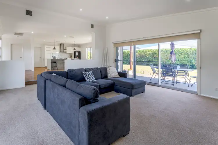 Fifth view of Homely house listing, 8 Waldorf Place, Dubbo NSW 2830