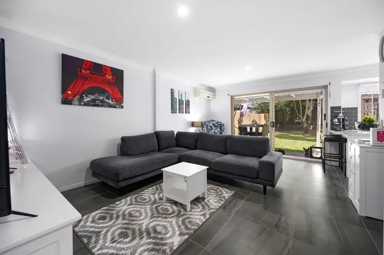 19 Harrow Place