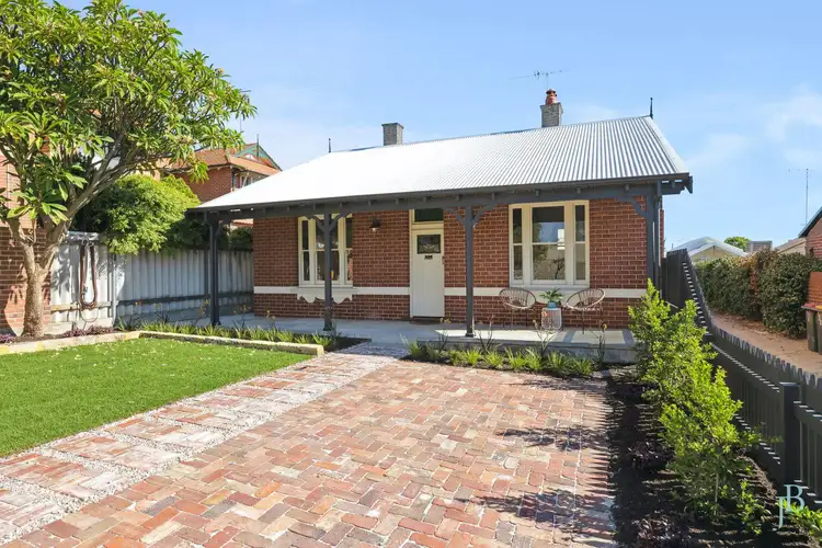 9 Egham Road, Burswood WA 6100