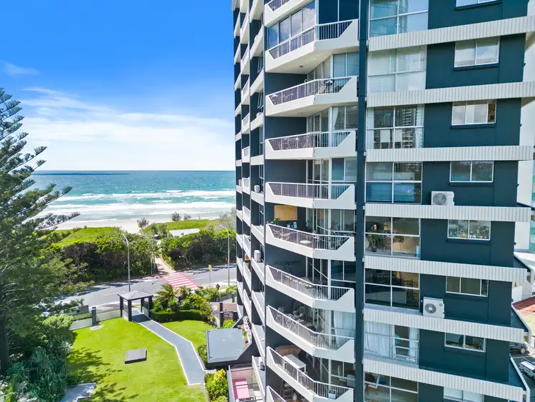 4/3490-3494 Main Beach Parade, Main Beach QLD 4217