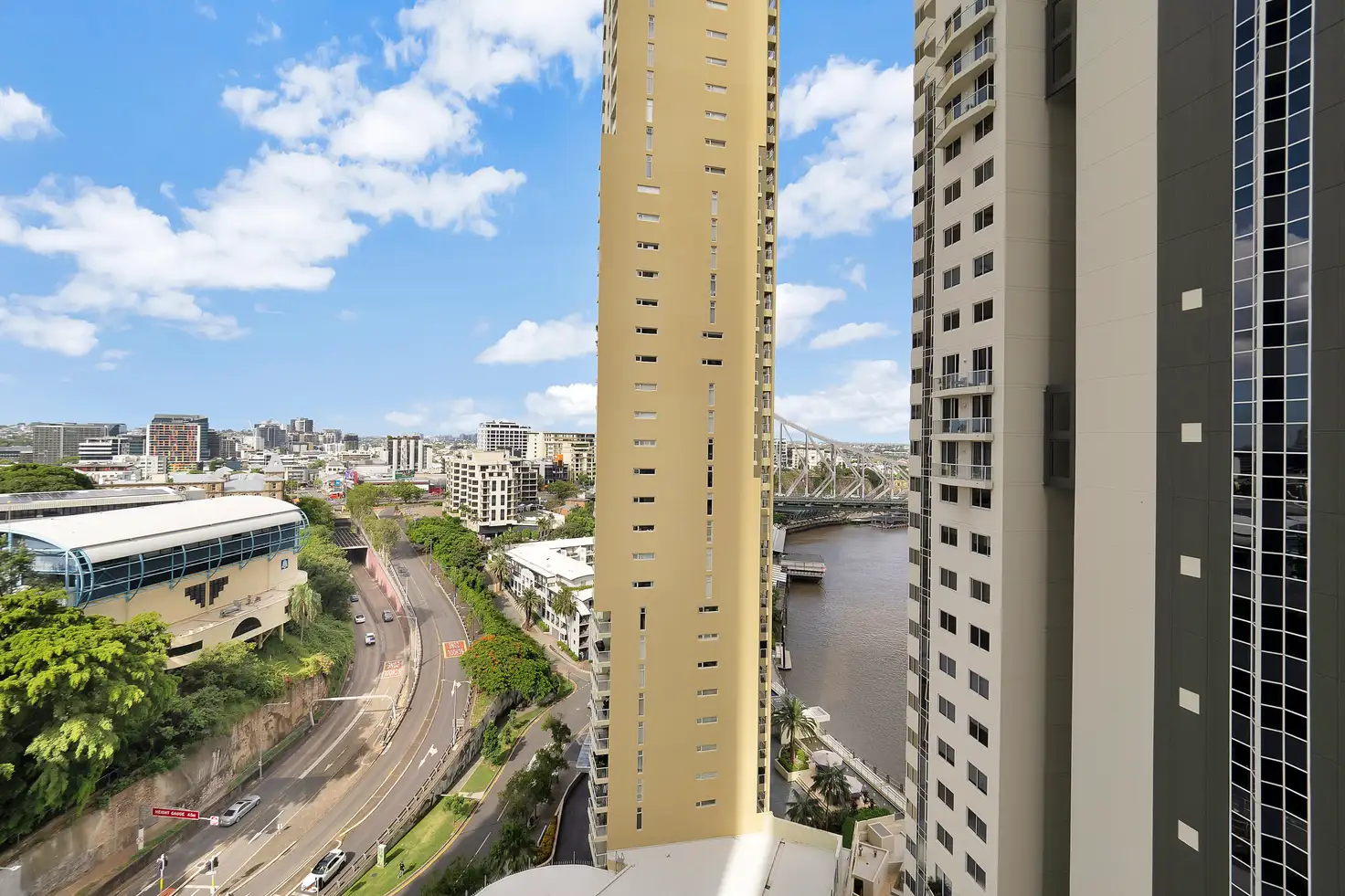 Main view of Homely apartment listing, 185/30 Macrossan Street, Brisbane City QLD 4000
