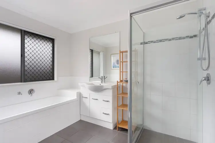 Sixth view of Homely house listing, 7 Iris Court, Yamanto QLD 4305